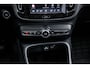Volvo XC40 2.0 B3 Plus Dark | Adaptieve Cruise Control | Parkeercamera | Harman Kardon Audio | Stoel-/Stuurverwarming | Donker Getint Glas | DAB+ |