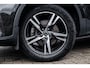 Volvo XC40 2.0 B3 Plus Dark | Adaptieve Cruise Control | Parkeercamera | Harman Kardon Audio | Stoel-/Stuurverwarming | Donker Getint Glas | DAB+ |