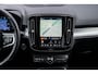 Volvo XC40 2.0 B3 Plus Dark | Adaptieve Cruise Control | Parkeercamera | Harman Kardon Audio | Stoel-/Stuurverwarming | Donker Getint Glas | DAB+ |