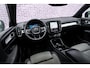 Volvo XC40 2.0 B3 Plus Dark | Adaptieve Cruise Control | Parkeercamera | Harman Kardon Audio | Stoel-/Stuurverwarming | Donker Getint Glas | DAB+ |