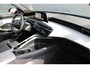 Peugeot 3008 1.6 plug-in Hybrid 195 Allure | Automaat | Navigatie | Camera | Stoelverwarming | 4.900km | NL Auto | AGR Comfortstoelen |