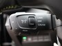 Peugeot e-2008 EV GT 50 kWh Full Option | SOH 97,3% | Panoramadak | Elektrisch Verstelbare Bestuurderstoel | Stoelverwarming | Parkeersensoren Voor en Achter | Camera | Dodehoekbewaking | Adaptieve Cruise Control