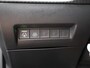 Peugeot e-2008 EV GT 50 kWh Full Option | SOH 97,3% | Panoramadak | Elektrisch Verstelbare Bestuurderstoel | Stoelverwarming | Parkeersensoren Voor en Achter | Camera | Dodehoekbewaking | Adaptieve Cruise Control