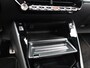 Peugeot e-2008 EV GT 50 kWh Full Option | SOH 97,3% | Panoramadak | Elektrisch Verstelbare Bestuurderstoel | Stoelverwarming | Parkeersensoren Voor en Achter | Camera | Dodehoekbewaking | Adaptieve Cruise Control