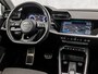 Audi A3 Sportback 30 TFSI S-Line Sport Automaat (SCHUIFDAK, 2X S-LINE, APPLE CARPLAY, PLAT S-LINE SPORTSTUUR, ADAPTIVE CRUISE, SPORTSTOELEN, GETINT GLAS, PARKEER ASSISTENT, NIEUWSTAAT)