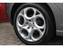 Alfa Romeo Giulietta 1.4 Turbo 170PK AUTOMAAT MultiAir SUPER | AFNEEMBARE TREKHAAK | NAVIGATIE | "BREMBO" REMKLAUWEN ROOD | LICHTMETALEN VELGEN 17" | CLIMATE CONTROL | CRUISE CONTROL | DAB+ RADIO | BLUETOOTH AUDIO | PARKEERSENSOREN VOOR + ACHTER |