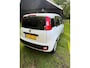 Fiat Panda 1.2 Lounge 5-Deurs | Climate Control | Parkeersensoren Achter | Bluetooth | Centrale Vergrendeling | Airco (automatisch) | Bluetooth telefoonvoorbereiding | Buitenspiegels elektrisch verstel- en verwarmbaar