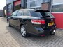Toyota Avensis Wagon 2.0 VVTi Business, Trekhaak, Leer, Cruise, Navi, Dealer Onderhouden!