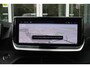 Peugeot 208 1.2 Hybrid 145PK AUTOMAAT GT | NAVIGATIE | DRAADLOZE APPLE CARPLAY/ANDROID AUTO | CAMERA VOOR + ACHTER | FULL LED KOPLAMPEN | LICHTMETALEN VELGEN 17" | DODEHOEK DETECTIE | DRAADLOZE TELEFOONLADER | KEYLESS ENTRY/START | DAB+ RADIO | ADAPTIVE CRUISE CONTROL |