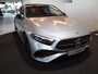 Mercedes-Benz A-klasse 180 Business Solution AMG | AMG Line Plus | Nightpakket | Panoramadak | HUD | Stoelverwarming | 360° camera | Cruise Control Adaptief |