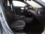 Mercedes-Benz A-klasse 180 Business Solution AMG | AMG Line Plus | Nightpakket | Panoramadak | HUD | Stoelverwarming | 360° camera | Cruise Control Adaptief |