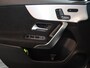 Mercedes-Benz A-klasse 180 Business Solution AMG | AMG Line Plus | Nightpakket | Panoramadak | HUD | Stoelverwarming | 360° camera | Cruise Control Adaptief |