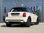MINI Cooper 1.5 136pk Aut. Business Edition | Facelift | NAV 8,8 Scherm | LED | PDC | Sportstoelen | Carplay | Zwart dak | NL Auto |
