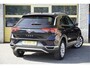 Volkswagen T-Roc 1.5 TSI 150PK! Sport BJ2020 Lmv 17" | Led V+A | Pdc | App-Connect | Navi | Dashboard verlichting | Virtual cockpit | Climate control | Cruise control | Sportstoelen | Verwarmde voorstoelen | Extra getint glas