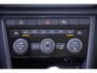 Volkswagen T-Roc 1.5 TSI 150PK! Sport BJ2020 Lmv 17" | Led V+A | Pdc | App-Connect | Navi | Dashboard verlichting | Virtual cockpit | Climate control | Cruise control | Sportstoelen | Verwarmde voorstoelen | Extra getint glas