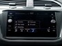 Volkswagen Tiguan 1.5 TSI R-Line Business+ | Trekhaak wegkl. | 360Camera | Harman/Kardon | Side Assist | Elk. A-klep | IQ Light | Prijs Rijklaar!!