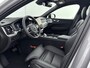 Volvo XC60 T8 Ultra Dark Executive Edition Alarm|Extra getint glas|Gelamineerde zijruiten|Sierpaneel Metal Mesh