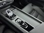 Volvo XC60 T8 Ultra Dark Executive Edition Alarm|Extra getint glas|Gelamineerde zijruiten|Sierpaneel Metal Mesh