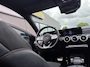 Mercedes-Benz A-klasse 250 e AMG Line 217 PK | Panoramadak | Stoelverwarming | SOH 93,9% | Sportstoelen | Groot Scherm | Camera | 18 Inch