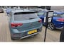 Volkswagen T-Roc 1.5 TSI Life Business | 150 PK | Climatronic (Automatische Airco) | Parkeersensoren | Trekhaak | Carplay / Android Auto
