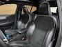 Volvo XC40 1.5 T5 Recharge R-Design | H/K Premium Sound | Pano | Trekhaak | Licht Pakket | Parkeerassist Pakket | Winter Pakket |