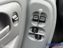 Chrysler Grand Voyager 3.3i V6 SE Luxe- * Airco * Automaat * 7 Persoons *