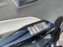 Volkswagen ID.3 First Plus 58 kWh Navigatie / 19"LM velgen / Camera / App-connect / Parkeersensoren / Stoelverwarming HAL