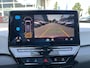 Volkswagen ID.3 First Plus 58 kWh Navigatie / 19"LM velgen / Camera / App-connect / Parkeersensoren / Stoelverwarming HAL