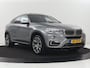BMW X6 xDrive35i High Executive | Schuifdak | Adaptive cruise | Bang& Olufsen | Leder | Stoelverwarming | Carplay | Camera | Keyless | Navigatie | Stuurverwarming | Origineel NL