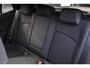 Volkswagen ID.3 Neo Life 50 kWh 170PK / 125kW Achteruitrijcamera, Apple Carplay & Android Auto, dodehoekdetectie (Side Assist), navigatie, verwarmbare voorstoelen, verwarmbaar multifunctioneel lederen stuurwiel, steunhaak voor fietsendrager, 19'' LMV 'Wellington', parkeersensoren voor en achter (PDC), elektrisch verstel-, verwarm- en inklapbare buitenspiegels etc.