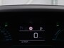 Peugeot 2008 1.2 Hybrid 136 Style | Automaat | Carplay | Climate control | Parkeerhulp | Full LED | Cruise control | Bluetooth