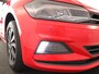 Volkswagen Polo 1.0 TSI Comfortline 95 PK | Panorama dak | Navigatie via app | Parkeersensoren voor en achter | Lm velgen |