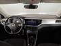 Volkswagen Polo 1.0 TSI Comfortline 95 PK | Panorama dak | Navigatie via app | Parkeersensoren voor en achter | Lm velgen |