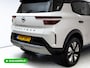 Opel Frontera 1.2 Turbo Hybrid GS 7 persoons | Stoel-, Stuur- & voorruitverwarming | Camera | Apple Carplay | Navigatie | Cruise | PDC V+A, Extra getint glas achter, derde zitrij, Nieuwe auto, tot 8 jaar garantie, 7 stuks Frontera op voorraad!