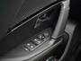 Peugeot 2008 1.2 Hybrid 145 GT | Navigatie | Parkeercamera | Parkeersensoren | LED |