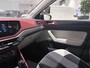 Volkswagen Polo 1.0 TSI Beats Airco | Achteropkomend Verkeer Waarschuwing | Autonomous Emergency Braking | Bluetooth | Cruise Control Adaptief | LED Dagrijverlichting | Lederen Stuurwiel | Lichtmetalen Velgen 16'' | Multimedia-Voorbereiding | Sportstoelen | Start/Stop Systeem | Telefoon Integratie | Alarmklasse 3 | Navigatiesysteem Full Map | Wifi Voorbereiding | Apple Carplay/Android Auto