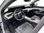 Peugeot E-3008 Allure Avantage EV 73kWh 210pk | MEGAVOORDEEL! | PANORAMIC NAVIGATION | CAMERA | APPLE CARPLAY / ANDROID AUTO |