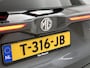 MG MG4 Luxury 64 kWh | 1e-EIG. | SoH 94,6% | WLTP 435KM | Navi | 360° Cam | ACC | ECC | 17" LMV | Stoel + Stuur Verwarming | Warmtepomp | Led Dagrijverlichting |