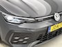 Volkswagen Golf 1.5 eHybrid GTE 272 PK| Origineel Nederlands | 1e Eigenaar | Navigatie | Achteruitrijcamera | Stoelverwarming | Stuurwielverwarming | Black Style