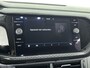 Volkswagen T-Cross 1.0 TSI Style Airco | Cruise Control | Dakrails | Lederen Stuurwiel | Lichtmetalen Velgen | Parkeersensor Voor en Achter | Stuurwiel Multifunctioneel | Bluetooth | Navigatiesysteem | R-Line Exterieur