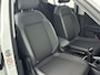 Volkswagen T-Cross 1.0 TSI Style Airco | Cruise Control | Dakrails | Lederen Stuurwiel | Lichtmetalen Velgen | Parkeersensor Voor en Achter | Stuurwiel Multifunctioneel | Bluetooth | Navigatiesysteem | R-Line Exterieur