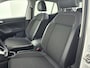 Volkswagen T-Cross 1.0 TSI Style Airco | Cruise Control | Dakrails | Lederen Stuurwiel | Lichtmetalen Velgen | Parkeersensor Voor en Achter | Stuurwiel Multifunctioneel | Bluetooth | Navigatiesysteem | R-Line Exterieur