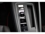 Volkswagen Golf 2.0 TSI GTI Automaat | Navigatiesysteem | Panoramadak | Stoel en Stuurwielvewaring