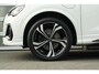 Audi Q3 45 TFSIe 245pk S edition | Panoramadak | Adaptief onderstel | Elektr. Voorstoelen | Stoelverwarming | Matrix Koplampen | Achteruitrijcamera | Ambient verlichting Plus