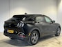 Ford Mustang Mach-E RWD 75 kWh | Navigatie/Android/Apple Carplay | LM Velgen 18" | Voorstoelen/Stuur/Voorruit Verwarmd | Cruise Control Adaptief | Airco |