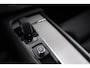 Volvo XC90 2.0 T8 455pk Recharge AWD Ultimate Dark Leder Panorama-schuifdak Navigatie Harman Kardon Electrisch bedienbare achterklep Camera Cruise control Apple Carplay/ Android Auto