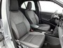 Toyota Yaris Cross 1.5 Hybrid 115 Dynamic Comfort Pack | BTW voertuig | Dodehoek detectie | Stoel+stuurverwarming | Parkeersensoren voor+achter | Draadloze telefoonlader | Apple CarPlay/Android Auto | Cruise Control Adaptive | Achteruitrijcamera