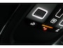 Volvo XC60 T6 Plug-in hybrid R-Design | Panoramadak | Head-Up | Trekhaak | ACC | Harman/Kardon | Stoel+Stuurverwarming | 21 Inch
