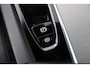 Volvo XC60 T6 Plug-in hybrid R-Design | Panoramadak | Head-Up | Trekhaak | ACC | Harman/Kardon | Stoel+Stuurverwarming | 21 Inch