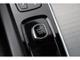 Volvo XC60 T6 Plug-in hybrid R-Design | Panoramadak | Head-Up | Trekhaak | ACC | Harman/Kardon | Stoel+Stuurverwarming | 21 Inch